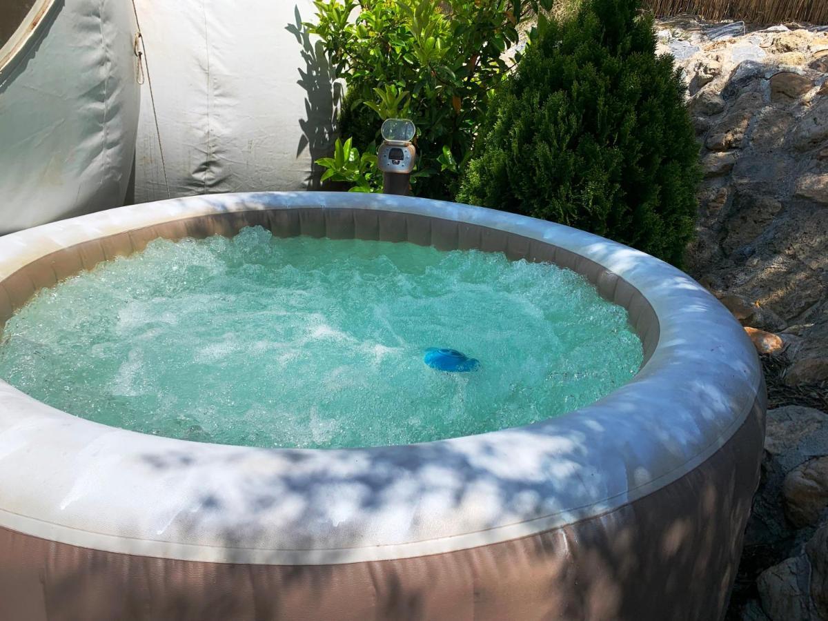 Bubble Tent Hotel เนอามูดาเนีย ภายนอก รูปภาพ
