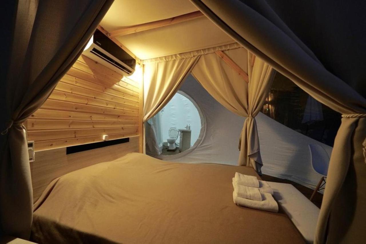 Bubble Tent Hotel เนอามูดาเนีย ภายนอก รูปภาพ