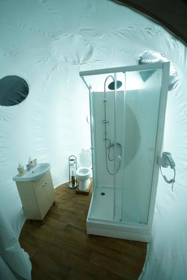 Bubble Tent Hotel เนอามูดาเนีย ภายนอก รูปภาพ