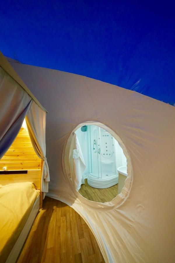 Bubble Tent Hotel เนอามูดาเนีย ภายนอก รูปภาพ